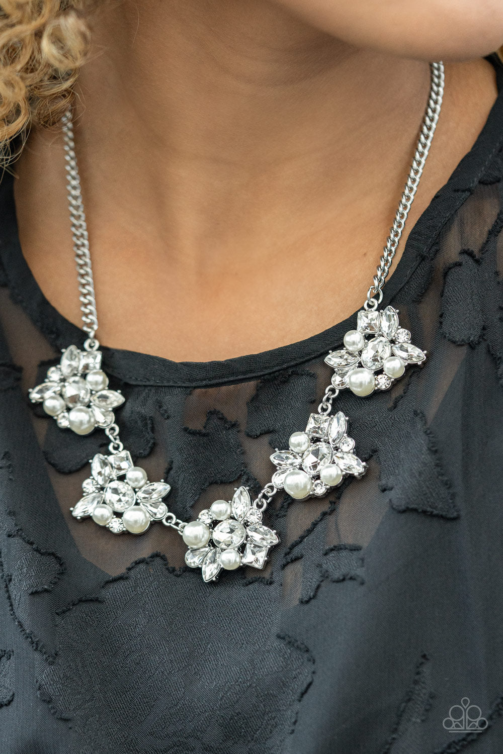HEIRESS of Them All - White*