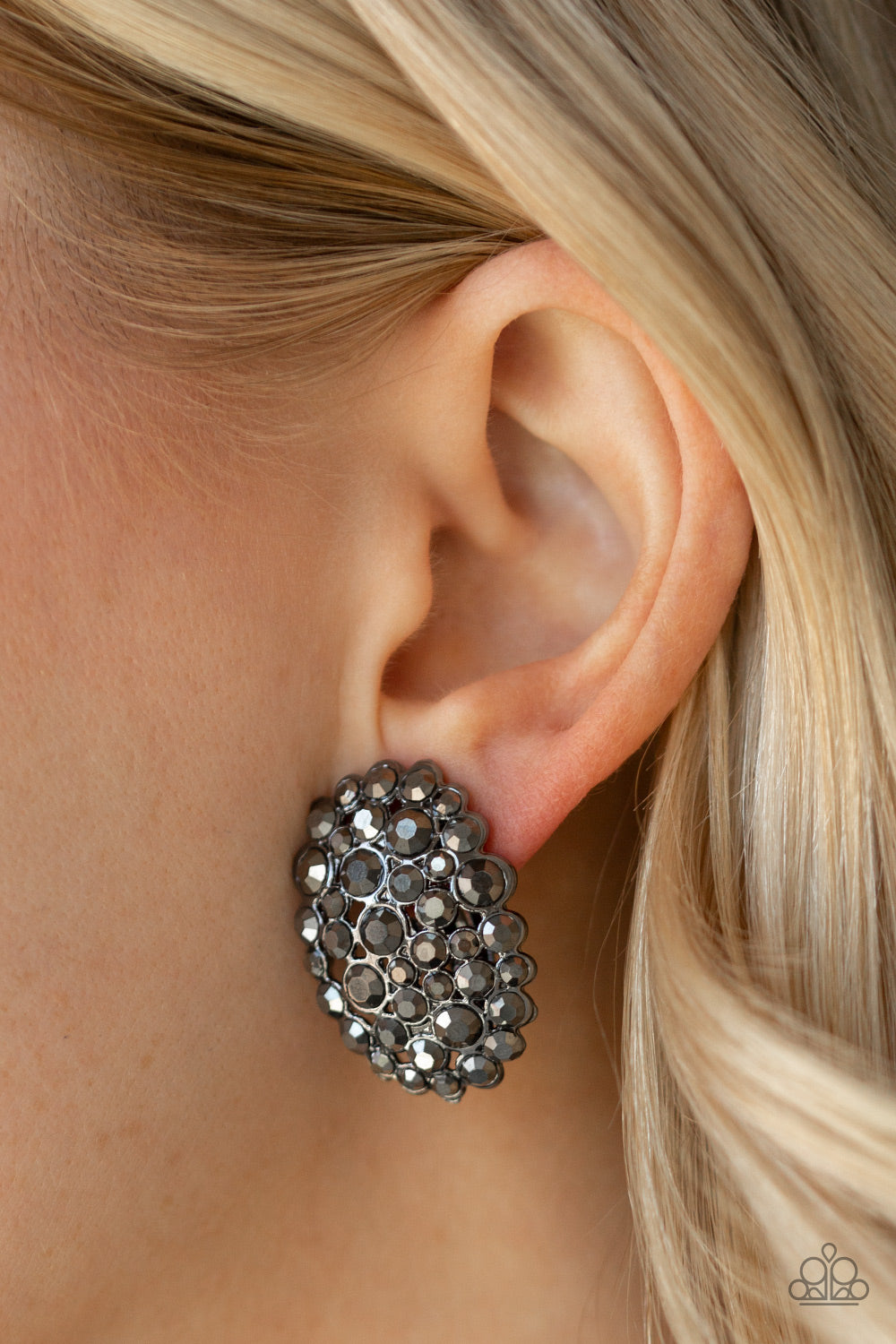 Daring Dazzle - Black*