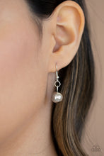 Load image into Gallery viewer, Hand-Knotted Knockout - Silver*