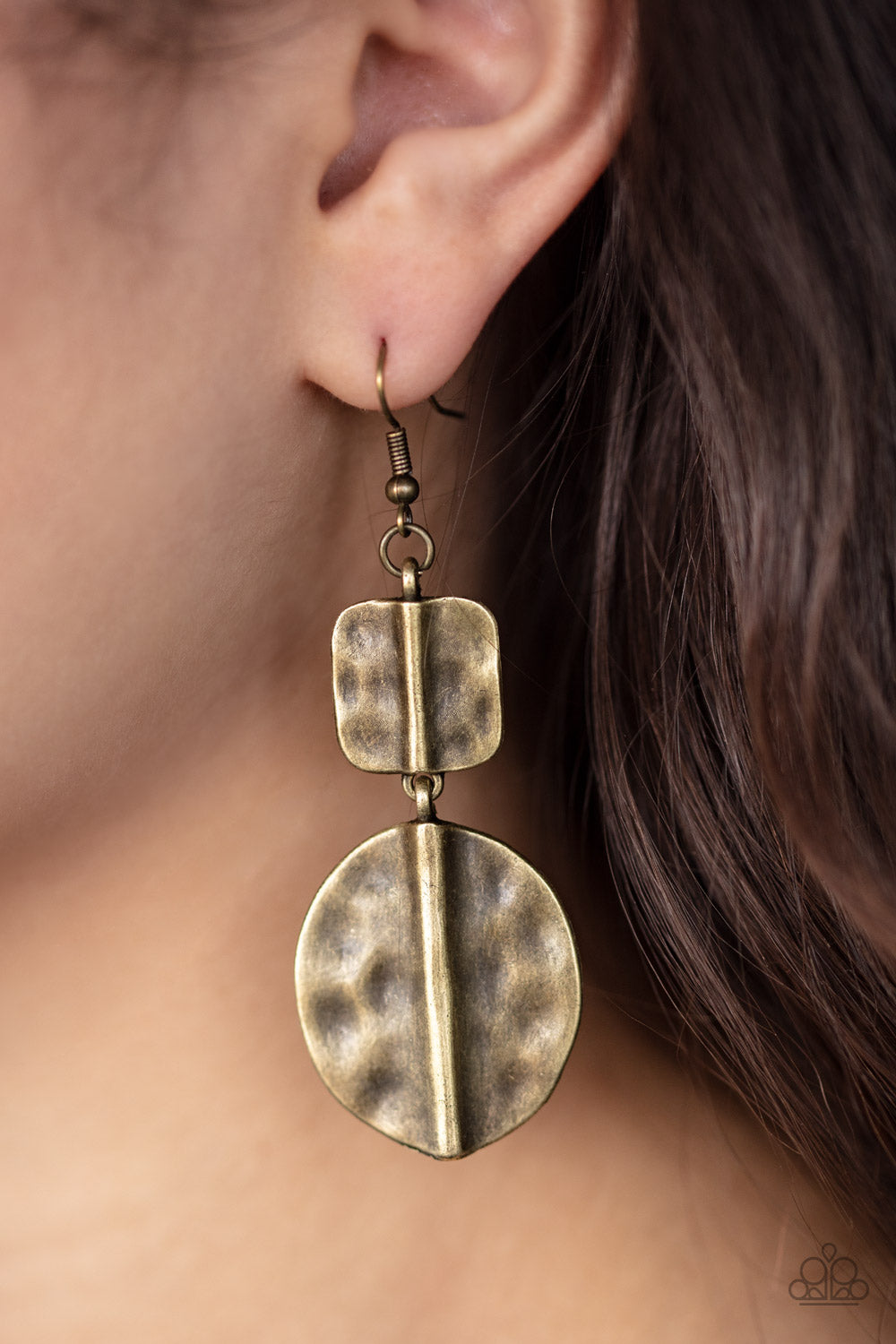 Lure Allure - Brass*