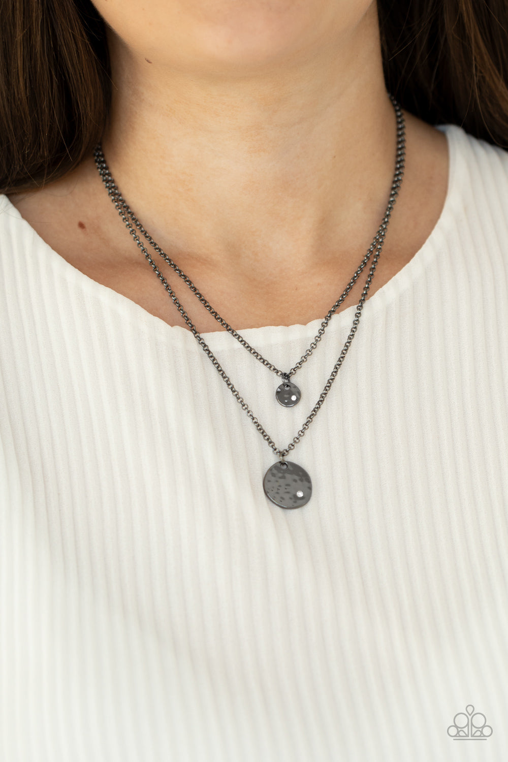 Modern Minimalist - Black*