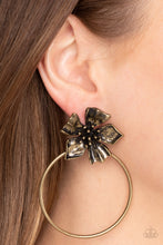 Load image into Gallery viewer, Buttercup Bliss - Brass